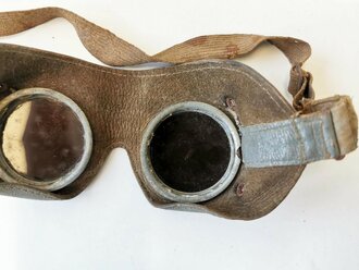 Allgemeine Schutzbrille Wehrmacht, graue Ausführung , die Gläser leicht getönt