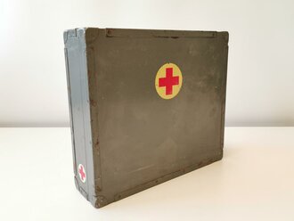 Bundeswehr Sanitäts Kasten 11 x 40 x 35cm