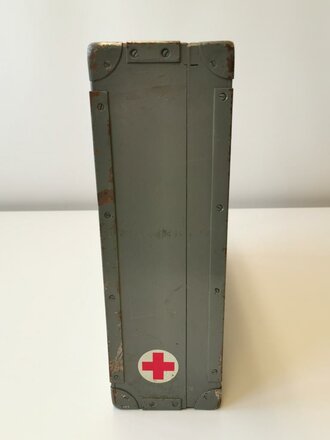 Bundeswehr Sanitäts Kasten 11 x 40 x 35cm