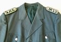 Deutschland nach 1945, Uniform Polizei Rheinland-Pfalz, Jacke (Brustweite 50cm, Ärmellänge 66cm, Schulterbreite 46cm, Gesamtlänge 77cm) und Hose (Größe 52)