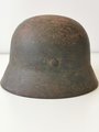 Heer, Stahlhelm Modell 1940. Zusammengehöriges Stück, Glockengrösse 64, Originallack, das Abzeichen entfernt