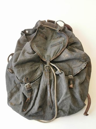 Rucksack Luftwaffe, Hersteller gestempelt und datiert 1942. Getragenes Stück , ungereinigt