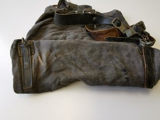 Rucksack Luftwaffe, Hersteller gestempelt und datiert 1942. Getragenes Stück , ungereinigt