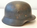 Luftwaffe Stahlhelm Modell 1935, in allen Teilen original, das Abzeichen nur in Resten erhalten