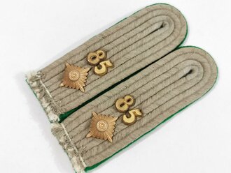 Paar Schulterstücke für einen Offizier im Gebirgsjäger Regiment 85