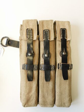 Paar Magazintasche für MP40, sandfarbenes, ungetragenes Paar, Hersteller clg43