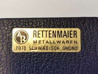 Carl Diem Schild "Für hervorragende Verdienste um die Leichtathletik" im Etui, Verliehen 1987.  Gewaltige Auszeichnung, Maße des Etui 20 x 26,5cm