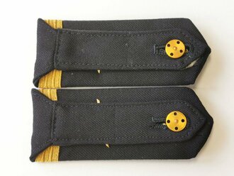 Bundesmarine, Paar Schulterklappen für einen Offizier der Marine