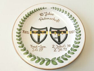 Bundeswehr, dekorative Wandteller "10 Jahre Patenschaft", 27 cm