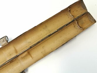 Laufschützer  für Ersatz Maschinengewehrlauf MG34 der Wehrmacht. Originallack Luftwaffenblau, darunter sandfarbener Originallack