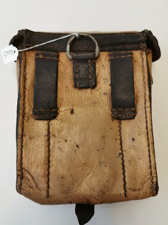 MG Werkzeugtasche Wehrmacht aus gelbem Ersatzmaterial . Stark getragenes Stück