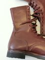 U.S. 1953 dated pair jump boots size 9W, unused pair