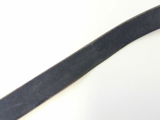 Koppelriemen für Parteiverbände, schwarzes Leder mit blauem Unterfutter, Gesamtlänge 100cm