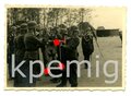 Aufnahme von Angehörigen der Luftwaffe beim Fahneneid, Maße 6 x 8 cm