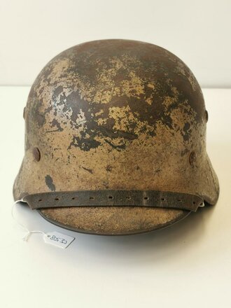 Luftwaffe Afrikakorps, Stahlhelm Modell 1940, in allen Teilen originales, zusammengehöriges Stück , original lackiert