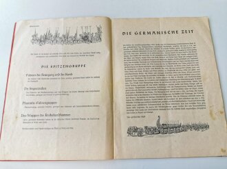 Zweitausend Jahre Deutsche Kultur - Festzug am Tag der Deutschen Kunst zu München 1938, Maße etwas über A5, erste Seite herausgetrennt
