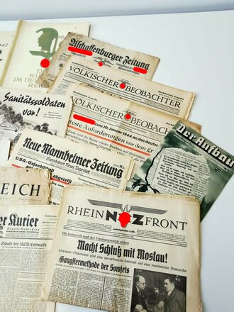 Konvolut Hefte und Zeitungen aus der Zeit des III.Reich. Nicht auf Vollständigkeit oder Zustand überprüft