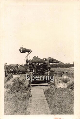 Aufnahme eines Horchgeräts der Wehrmacht in befestigter Stellung, Maße 6 x 9 cm