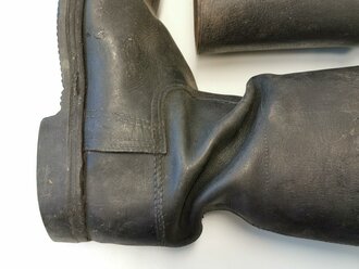 Bundeswehr, Paar Kampfstiefel alter Art. Ungereinigtes Paar, Sohlenlänge 33,5cm