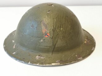 Großbritannien, Stahlhelm datiert 1945