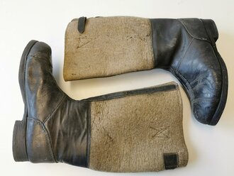 Paar Winterstiefel für Angehörige der Wehrmacht. Stark getragenes Paar, Sohlenlänge 31,5cm