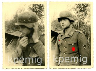 2 Aufnahmen eines Angehörigen des Heeres mit Stahlhelm , darauf ein Gummiband zum befestigen von Tarnmaterial, Maße 6 x 9 cm