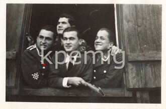 Aufnahme von kroatischen Freiwilligen der Luftwaffe, Maße 6  x 9 cm