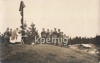 4 Aufnahmen von Angehörigen der Reichswehr beim Feldgottesdienst, Maße 9  x 14 cm