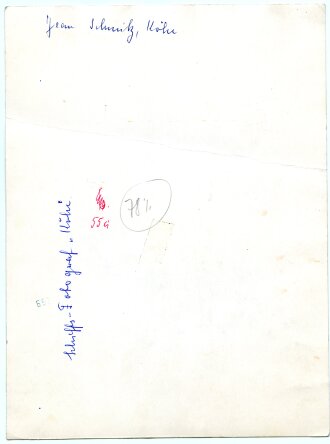 2 Aufnahmen des leichten Kreuzers Köln, einmal beim Stapellauf, einmal im Hafen, mittig geknickt, Maße 18 x 24 cm, Nachkriegsabzüge ?