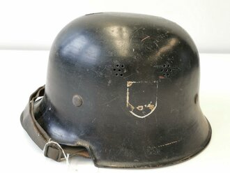 Feuerwehr Stahlhelm III. Reich, Originallack, die Embleme...