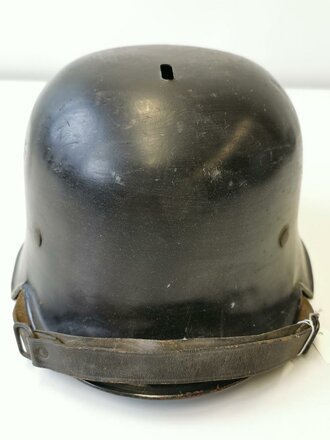 Feuerwehr Stahlhelm III. Reich, Originallack, die Embleme entfernt