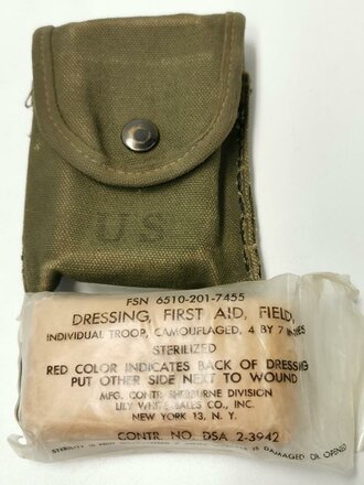 U.S. Case, First Aid/Compass M1956, used, 1st pattern,...