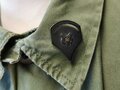 U.S. Coat Mans Combat, Tropical, popeline, 3rd pattern, dated 67, used, size L, insignia added ?