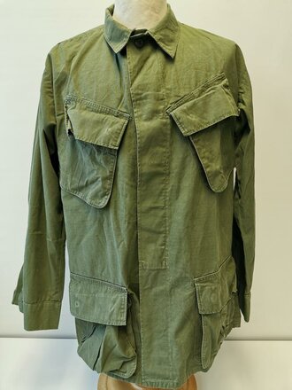 U.S. Coat Mans Combat, Tropical, 3rd pattern, ripstop, dated 68, used, size M