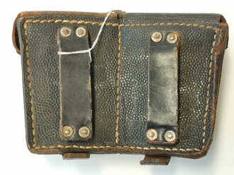 Patronentasche für K98 Ladestreifen. Um ein Fach verkürztes Stück, so wohl für Polizei oder BGS der Nachkriegszeit