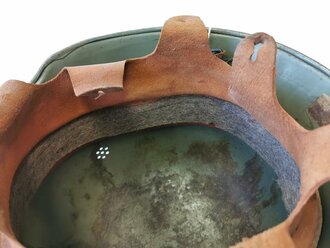 Stahlhelm Luftschutz, getragenes Stück in gutem Zustand