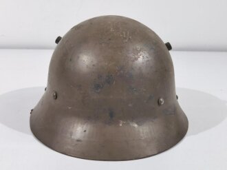 Tschechoslowakei, Stahlhelm Modell 1930, Originallack