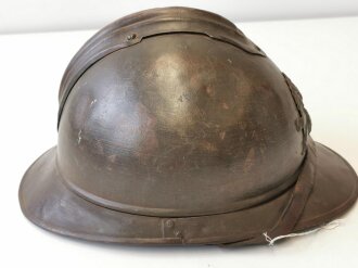 Frankreich 2. Weltkrieg, Stahlhelm Modell 1915, mit Modell 26 Innenfutter versehen und braun lackiert