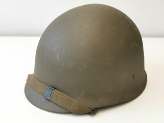 Deutschland nach 1945, Stahlhelm Bundeswehr alter Art, Kopfgrösse 57-61