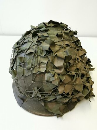 Deutschland nach 1945, Stahlhelm Bundeswehr alter Art für Fallschirmtruppen, Kopfgrösse 57-61, gebraucht