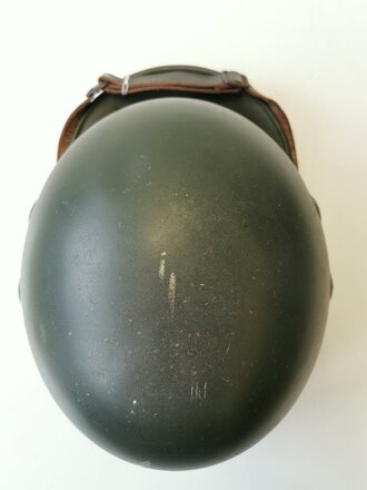 Stahlhelm III.Reich, dunkelgrüner Originallack, guter Zustand