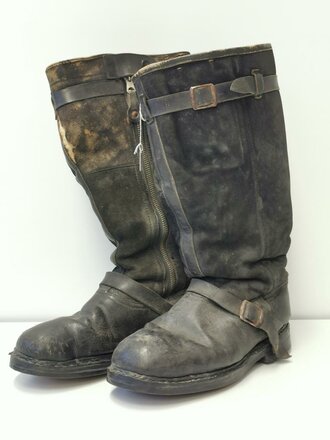 Luftwaffe , Paar Stiefel für fliegendes Personal. Preissverschlüsse gängig, un gereinigtes Paar, nach dem Krieg besohlt, Sohlenlänge 30cm