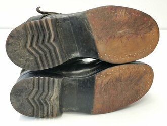 Luftwaffe , Paar Stiefel für fliegendes Personal. Preissverschlüsse gängig, un gereinigtes Paar, nach dem Krieg besohlt, Sohlenlänge 30cm