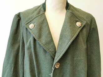 Trachtenjackeaus Feldbluse der Wehrmacht, Nachkriegsumbau...