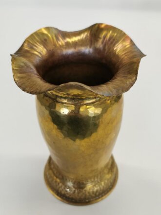 Vase aus einer Kartusche datiert 1937, Höhe 14cm, Durchmesser unten 7,5cm,  Nachkriegsumbau " Schwerter zu Pflugscharen"