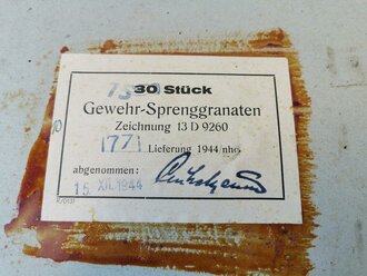 Luftdichter Patronenkasten B mit Packzettel für " 75 Gewehrgranaten"  datiert 1944