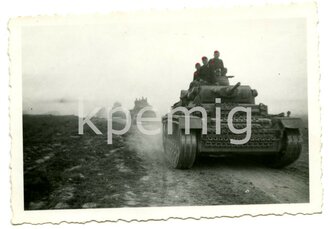 Aufnahme von Panzer III auf dem Vormarsch, Maße 6 x 9 cm