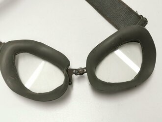 Brille für Kradmelder der Wehrmacht datiert 1941. Gummi weich, Zugband einwandfrei