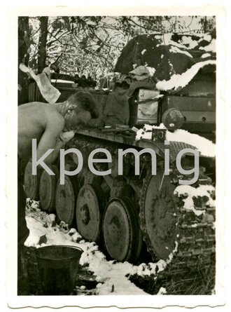 Kaufserie, Aufnahme eines Panzer II mit...