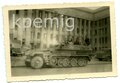 Aufnahme eines Schützenpanzer Funkwagen mit Besatzung, Maße 6 x 9 cm